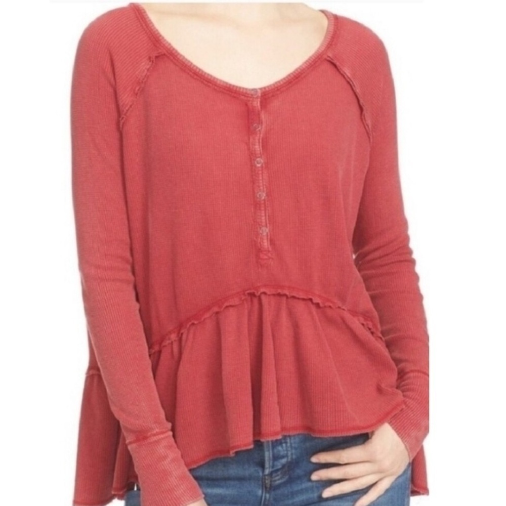 WE THE FREE COASTAL PEPLUM THERMAL TOP BLOUSE RED/PINK MEDIUM
